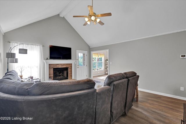 7309 Spring Run Dr, Louisville, KY 40291