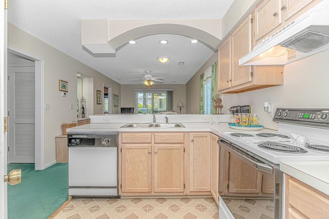 4648 Greenbriar Dr Apt D3, Little River, SC 29566