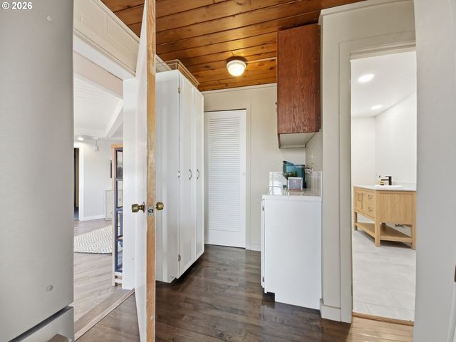 340 STEVENS St, Gleneden Beach, OR 97388