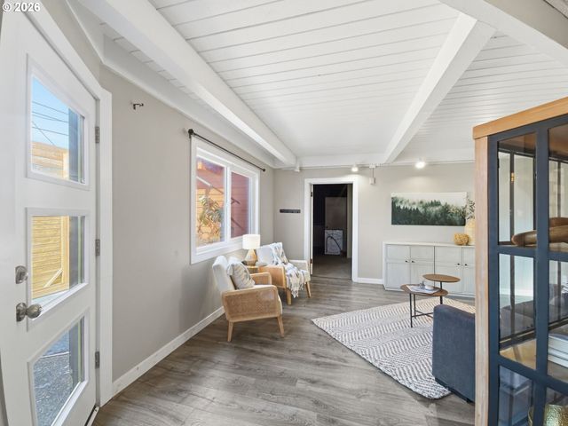 340 STEVENS St, Gleneden Beach, OR 97388
