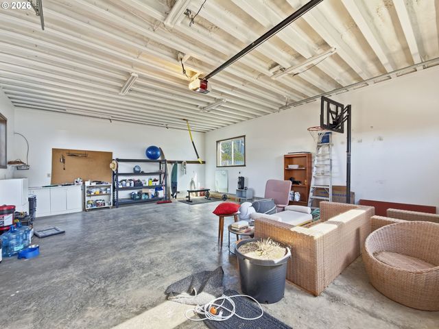340 STEVENS St, Gleneden Beach, OR 97388