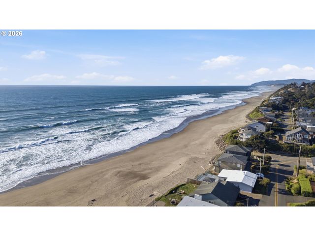 340 STEVENS St, Gleneden Beach, OR 97388