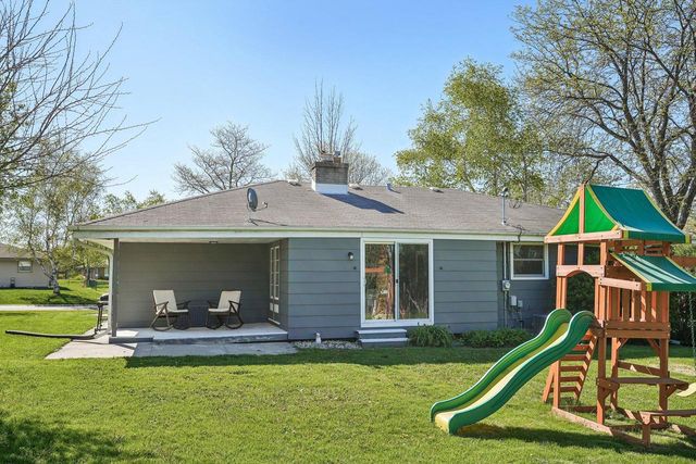 5544 Oakwood STREET, Greendale, WI 53129