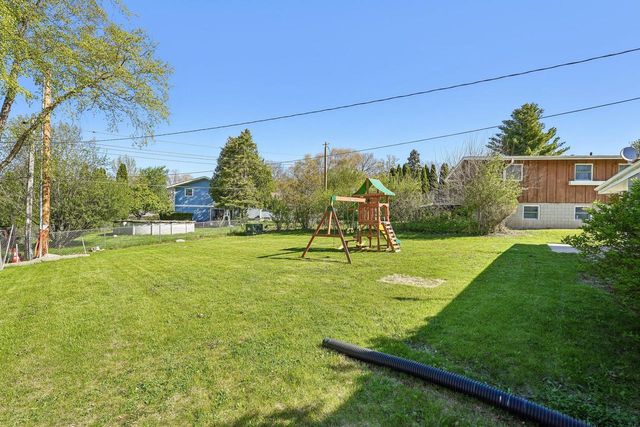 5544 Oakwood STREET, Greendale, WI 53129