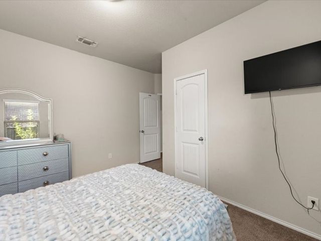 10117 S Race Street, Fort Worth, TX 76140