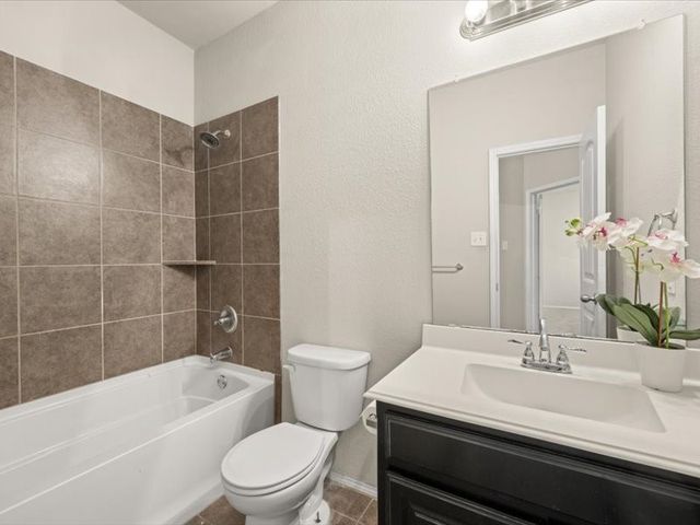 10117 S Race Street, Fort Worth, TX 76140