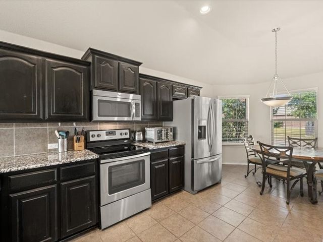 10117 S Race Street, Fort Worth, TX 76140