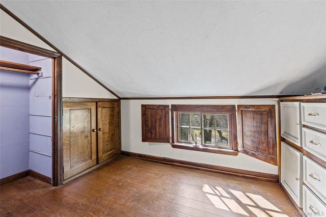 91 Quaker Path, Stony Brook, NY 11790