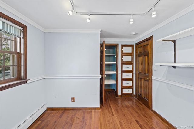 91 Quaker Path, Stony Brook, NY 11790