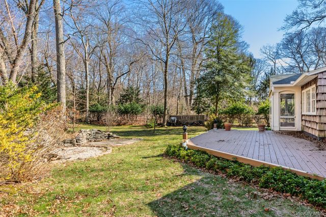 91 Quaker Path, Stony Brook, NY 11790