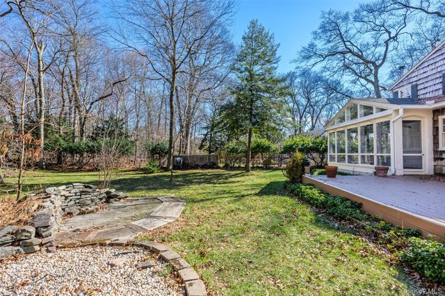 91 Quaker Path, Stony Brook, NY 11790