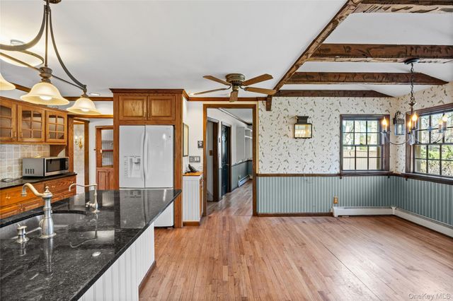 91 Quaker Path, Stony Brook, NY 11790