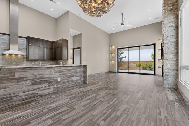 8815 Silver Oak Lane NE, Albuquerque, NM 87113