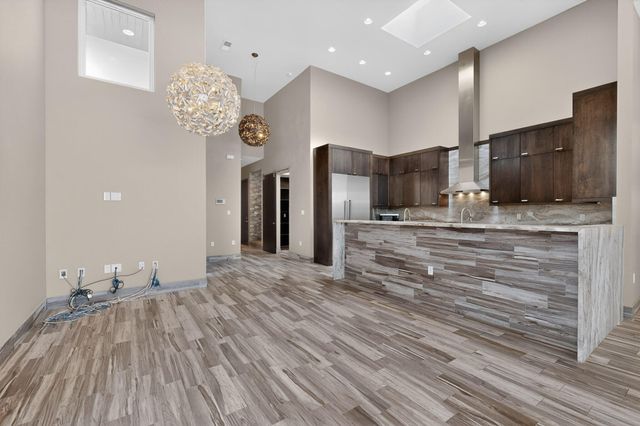 8815 Silver Oak Lane NE, Albuquerque, NM 87113