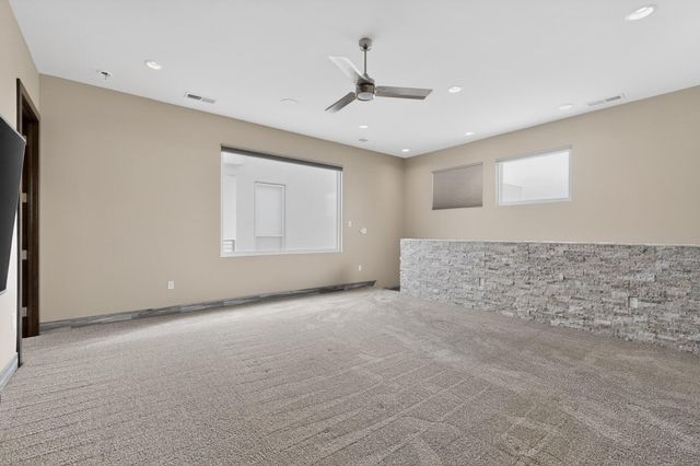 8815 Silver Oak Lane NE, Albuquerque, NM 87113