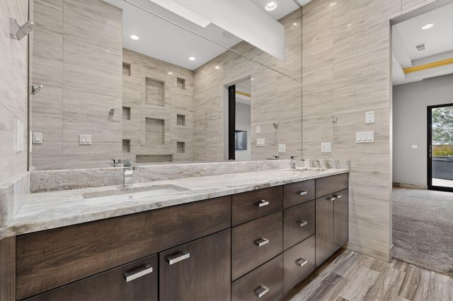 8815 Silver Oak Lane NE, Albuquerque, NM 87113