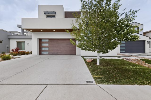 8815 Silver Oak Lane NE, Albuquerque, NM 87113