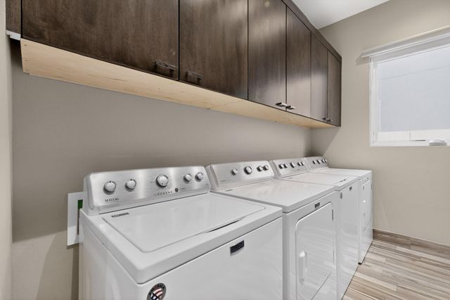 8815 Silver Oak Lane NE, Albuquerque, NM 87113