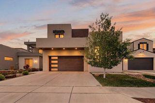 8815 Silver Oak Lane NE, Albuquerque, NM 87113