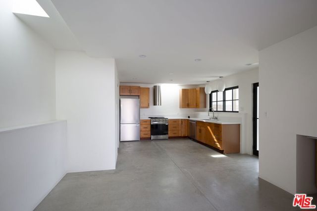 424 N Avenue 64, Los Angeles, CA 90042