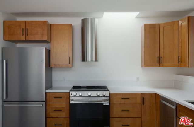 424 N Avenue 64, Los Angeles, CA 90042