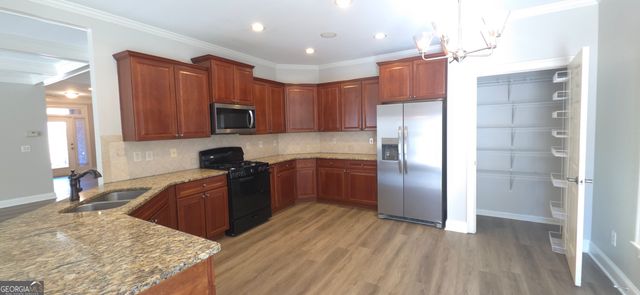 1593 PARK HOLLOW Lane, Lawrenceville, GA 30043