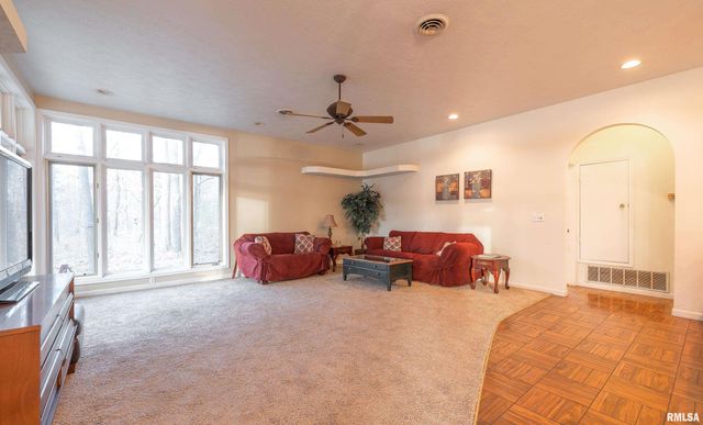 15319 Laminack Road, Carterville, IL 62918