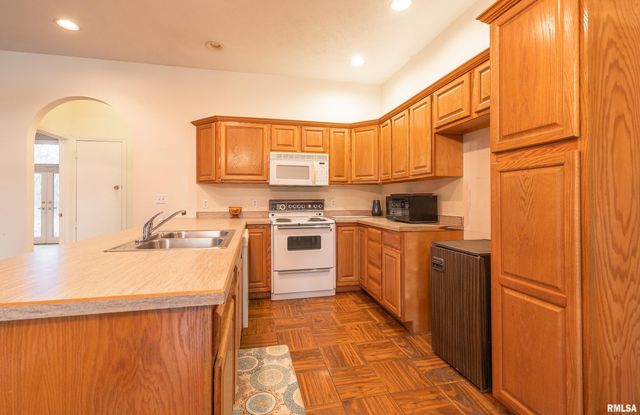 15319 Laminack Road, Carterville, IL 62918