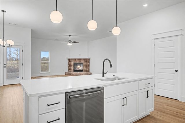 8781 Anise Drive, Centerton, AR 72719