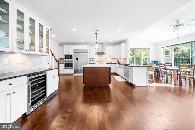 1639 MACON ST, Mclean, VA 22101