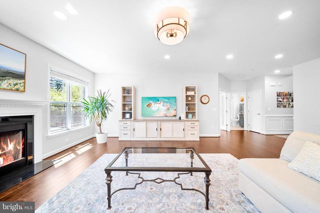 1639 MACON ST, Mclean, VA 22101