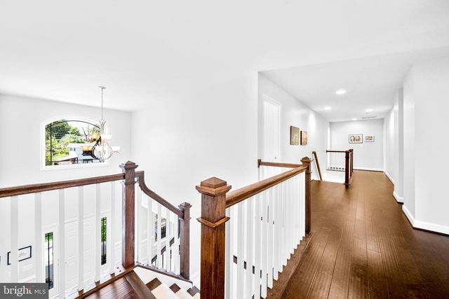 1639 MACON ST, Mclean, VA 22101
