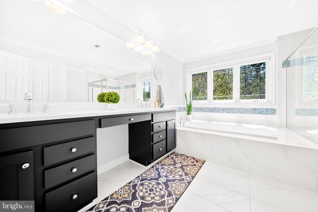 1639 MACON ST, Mclean, VA 22101