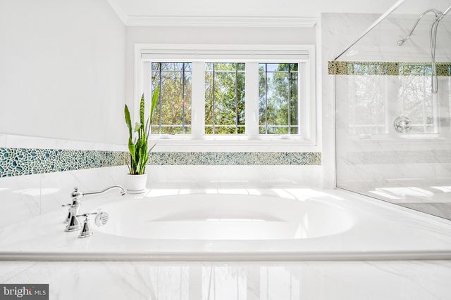 1639 MACON ST, Mclean, VA 22101