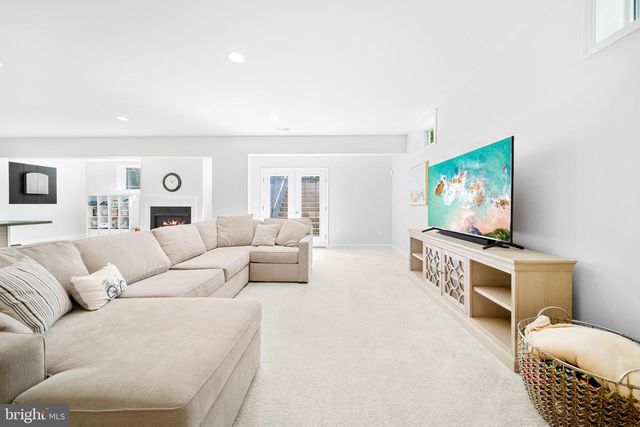 1639 MACON ST, Mclean, VA 22101
