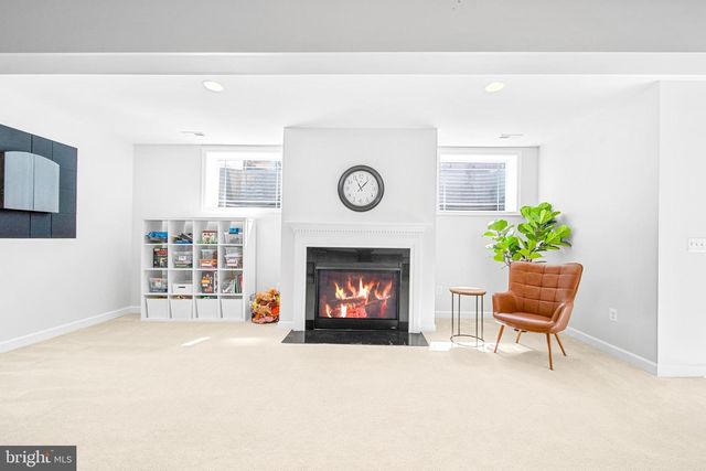 1639 MACON ST, Mclean, VA 22101
