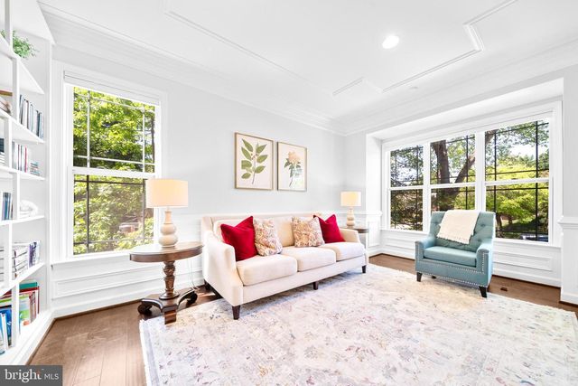 1639 MACON ST, Mclean, VA 22101