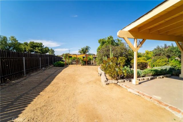 18760 Boulder, Riverside, CA 92508