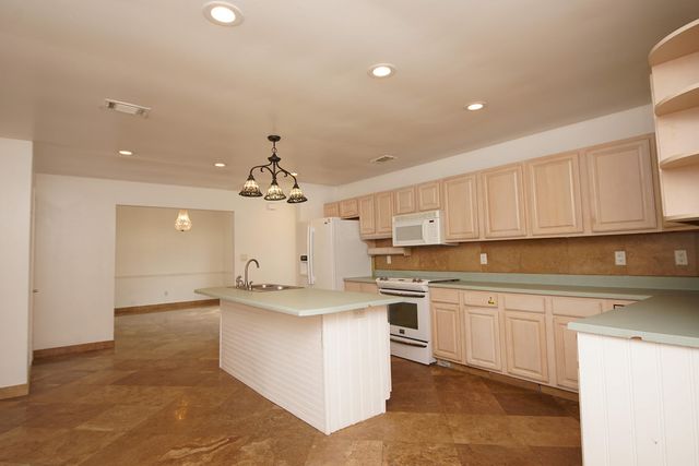 23 Ruby Circle, Mary Esther, FL 32569