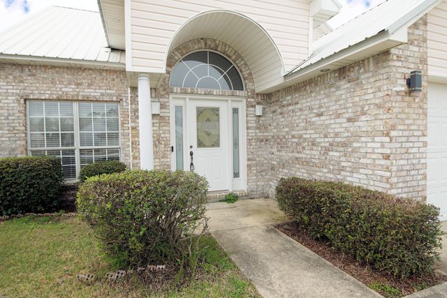 23 Ruby Circle, Mary Esther, FL 32569