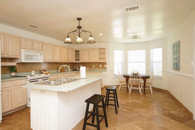 23 Ruby Circle, Mary Esther, FL 32569