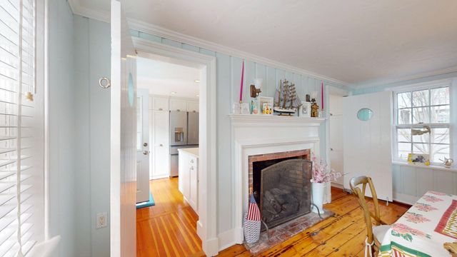 54 Commercial Street UNIT 3, Provincetown, MA 02657