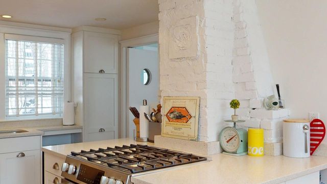 54 Commercial Street UNIT 3, Provincetown, MA 02657