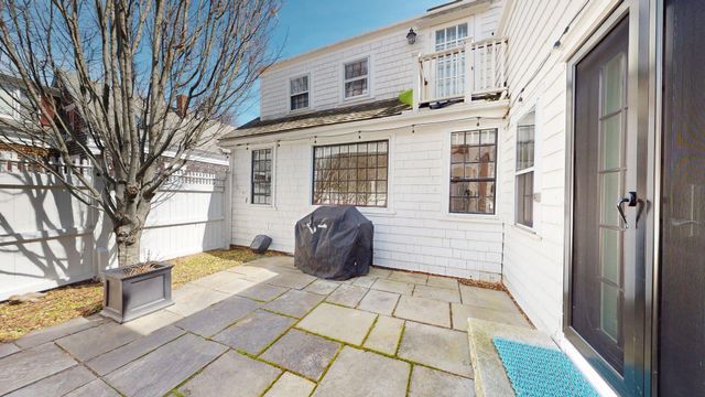 54 Commercial Street UNIT 3, Provincetown, MA 02657