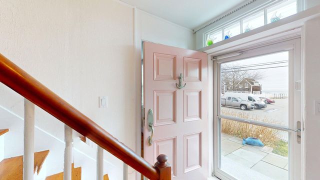 54 Commercial Street UNIT 3, Provincetown, MA 02657