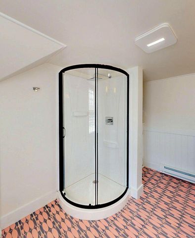 54 Commercial Street UNIT 3, Provincetown, MA 02657