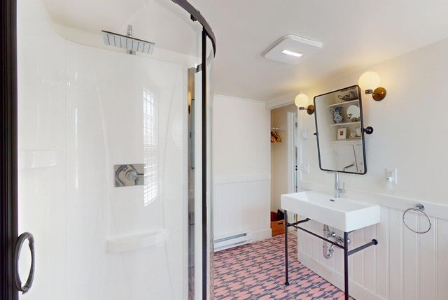 54 Commercial Street UNIT 3, Provincetown, MA 02657