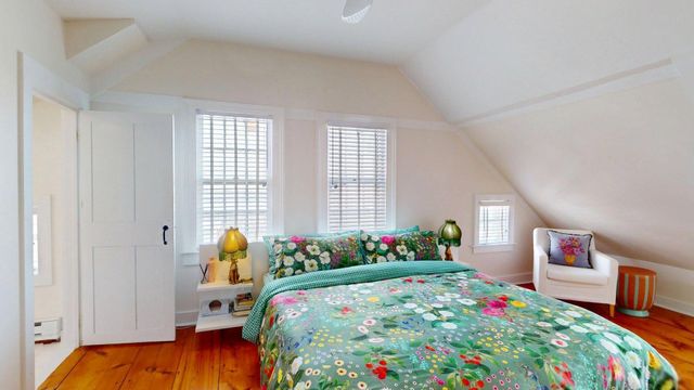 54 Commercial Street UNIT 3, Provincetown, MA 02657