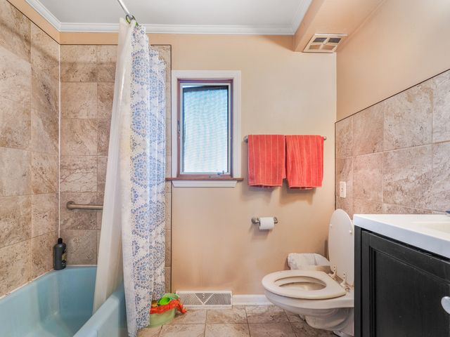 3509 Cuyler Avenue, Berwyn, IL 60402