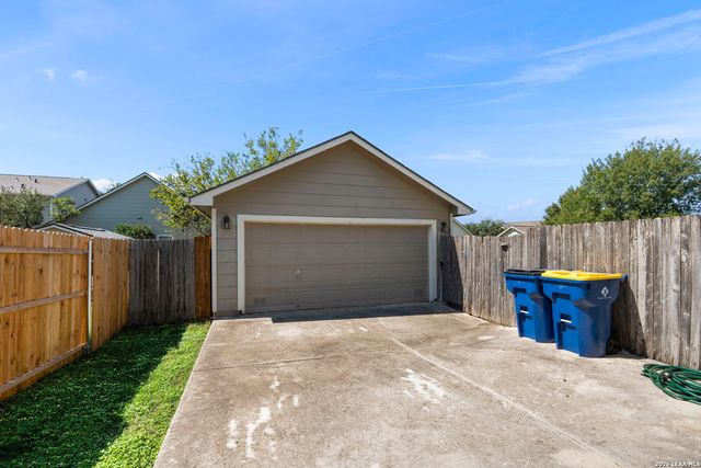 113 Burning Trl, Cibolo, TX 78108